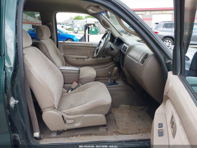 Toyota Tacoma Base V6