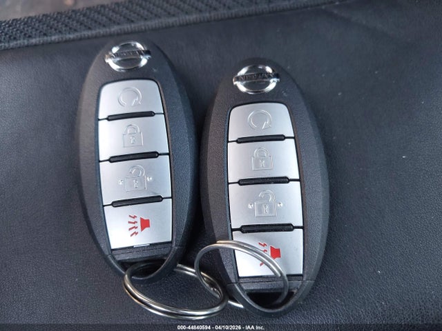 Nissan Murano S