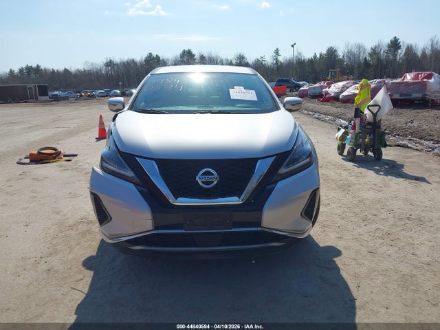 Nissan Murano S