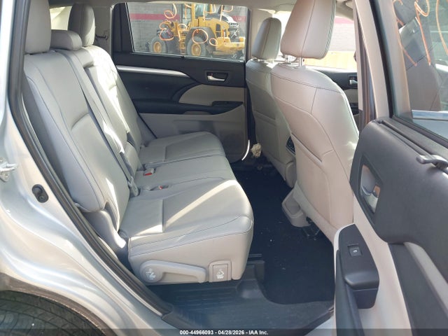 Toyota Highlander Xle