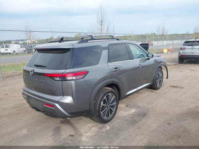Nissan Pathfinder Platinum