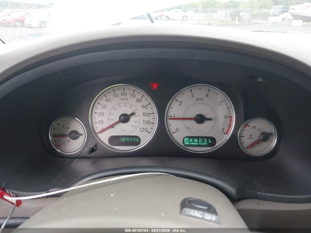 Chrysler Town & Country Limited