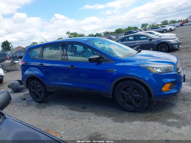 Ford Escape S