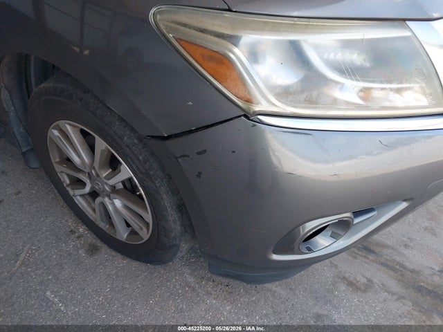 Nissan Pathfinder S