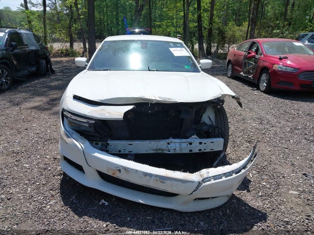 Dodge Charger Sxt
