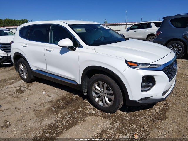Salvage Hyundai SANTA FE Image