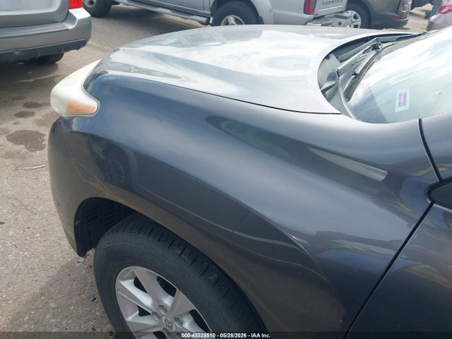 Toyota Highlander Base V6