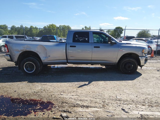 Ram 3500 Tradesman  4x4 8' Box