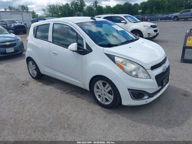 Salvage Chevrolet Spark Image