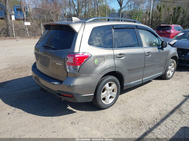 Subaru Forester 2.5i Touring