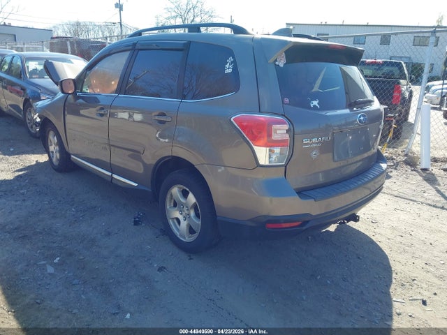 Subaru Forester 2.5i Touring