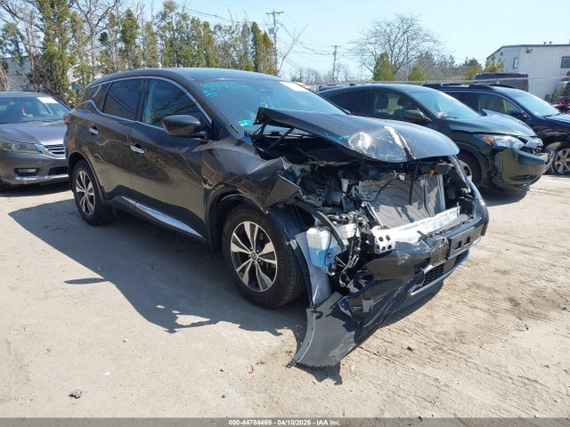 Salvage Nissan Murano Image