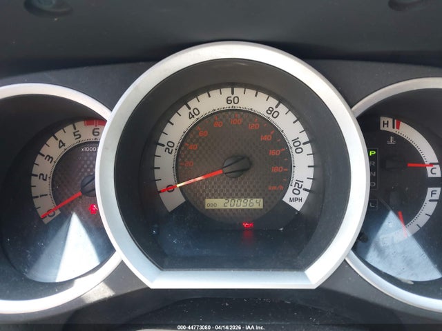 Toyota Tacoma Base V6