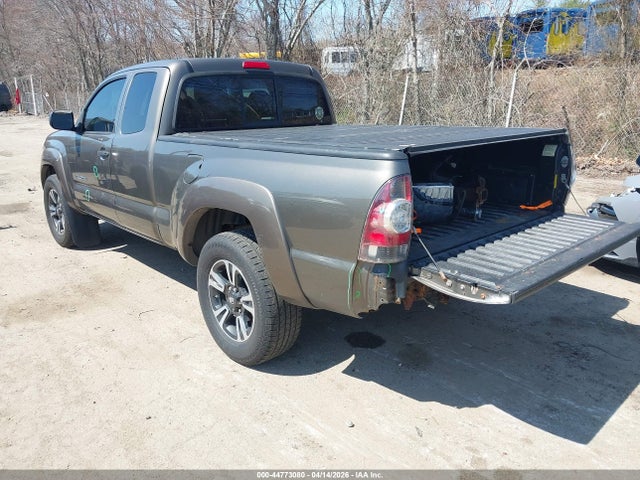 Toyota Tacoma Base V6