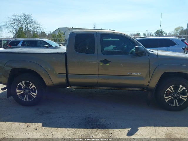 Toyota Tacoma Base V6