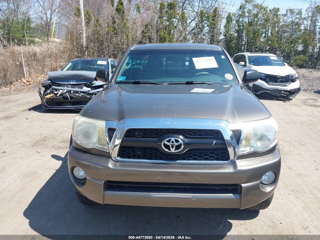 Toyota Tacoma Base V6