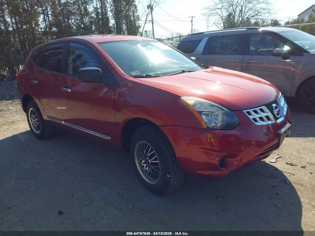 Salvage Nissan Rogue Image