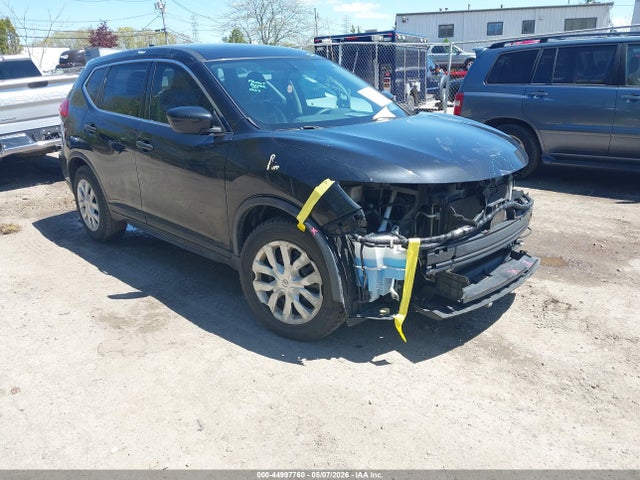 Salvage Nissan Rogue Image
