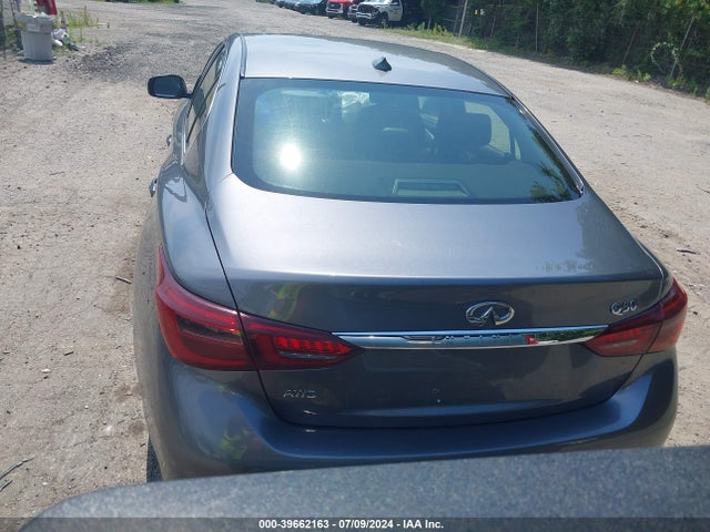 INFINITI Q50 Luxe Awd