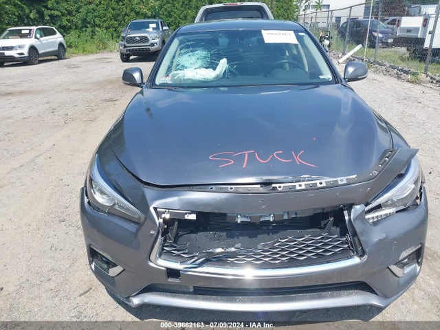INFINITI Q50 Luxe Awd