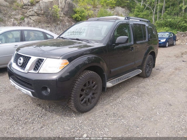 Nissan Pathfinder Le