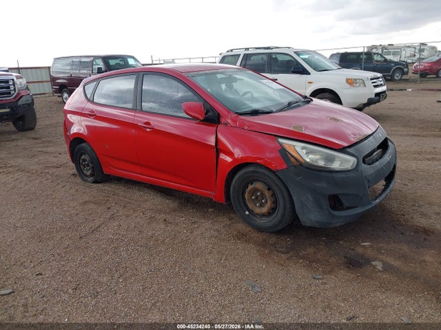 Salvage Hyundai ACCENT Image