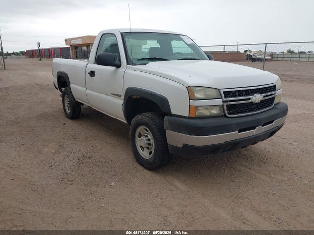 Salvage Chevrolet Silverado 2500 Image