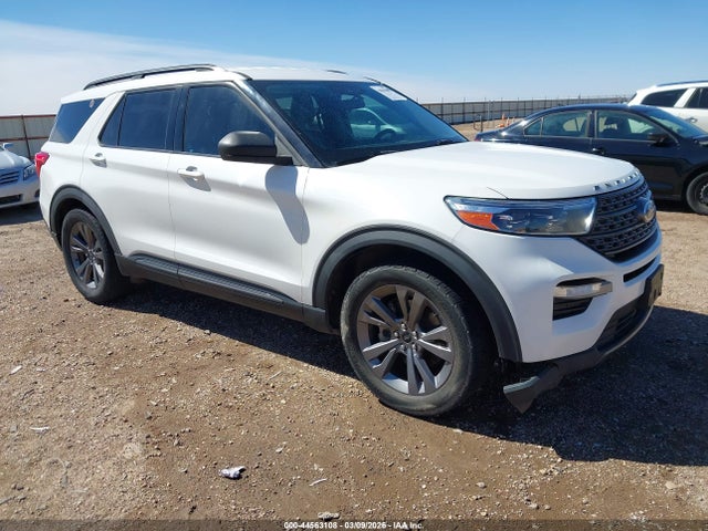Salvage Ford Explorer Image