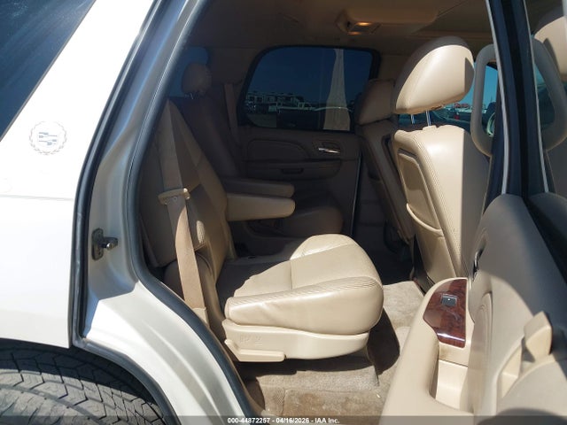 Cadillac Escalade Premium