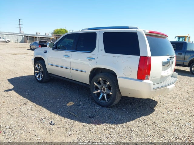 Cadillac Escalade Premium