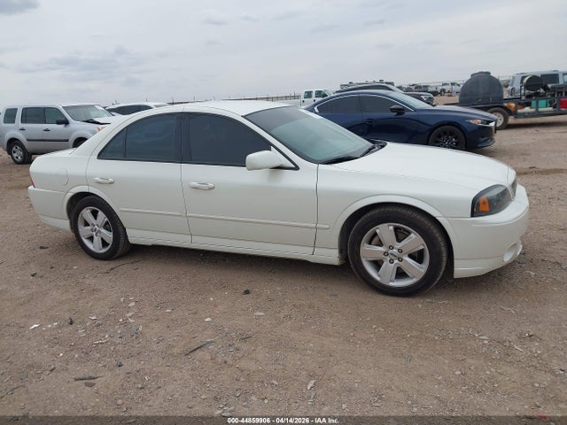 Lincoln LS V8