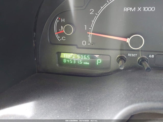 Lincoln LS V8