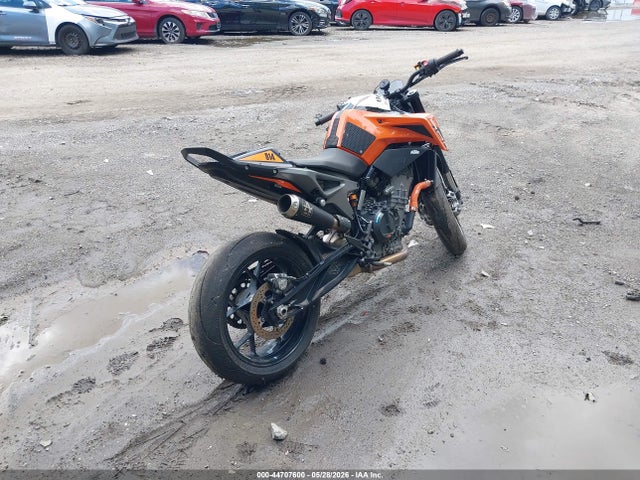 KTM 790 Duke