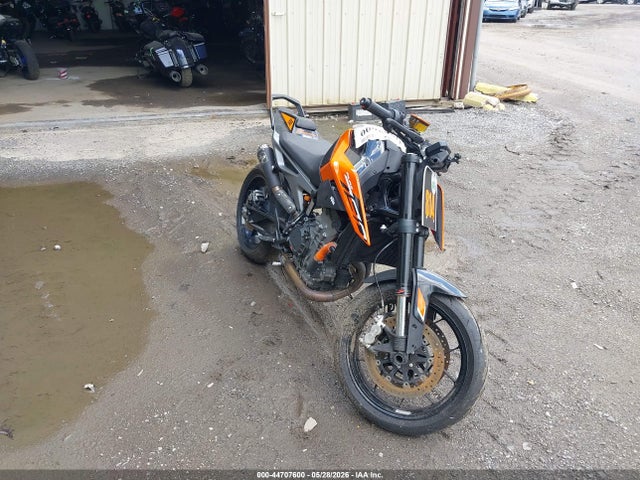 Salvage KTM 790 Image