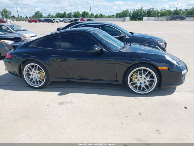 Porsche 911 Carrera