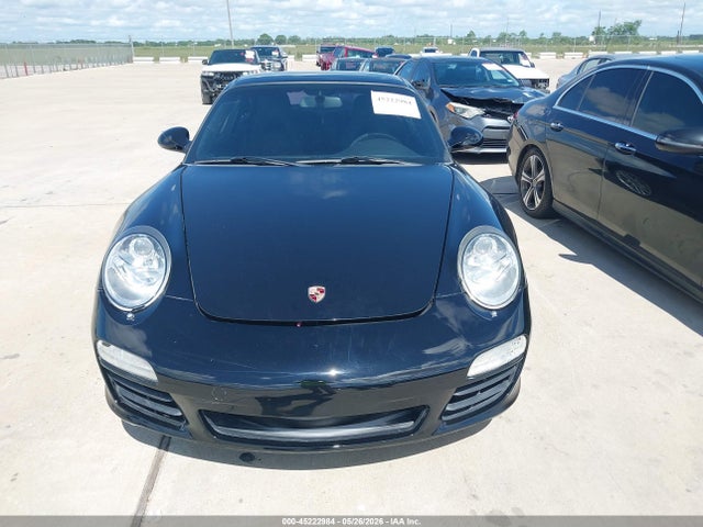 Porsche 911 Carrera