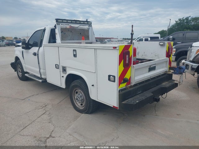 Ford F-250 Xl