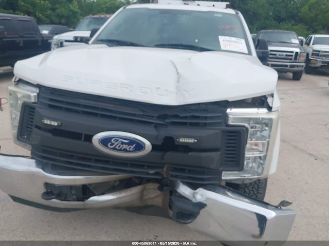 Ford F-250 Xl