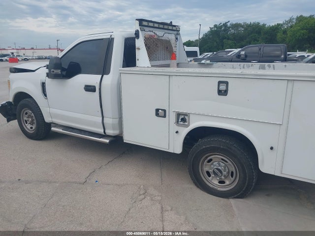 Ford F-250 Xl