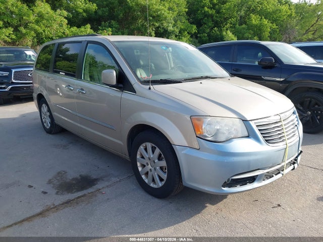 Salvage Chrysler Town & Country Image