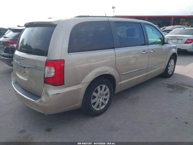 Chrysler Town & Country Touring