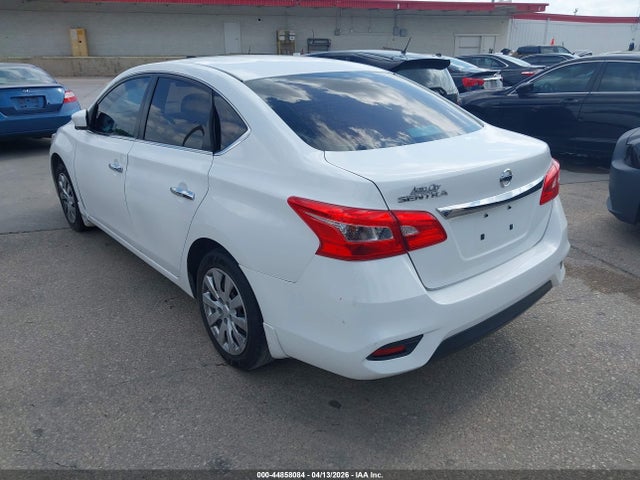Nissan Sentra S