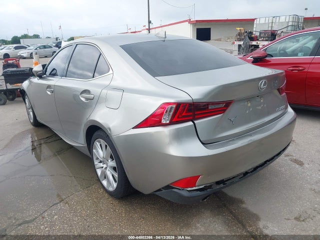 Lexus Is