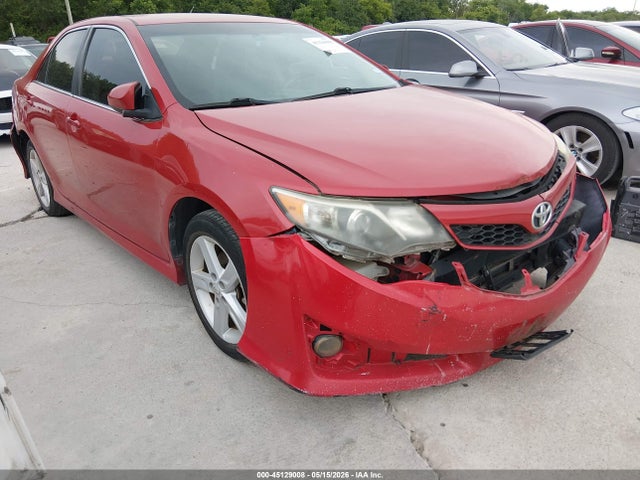 Salvage Toyota Camry Image