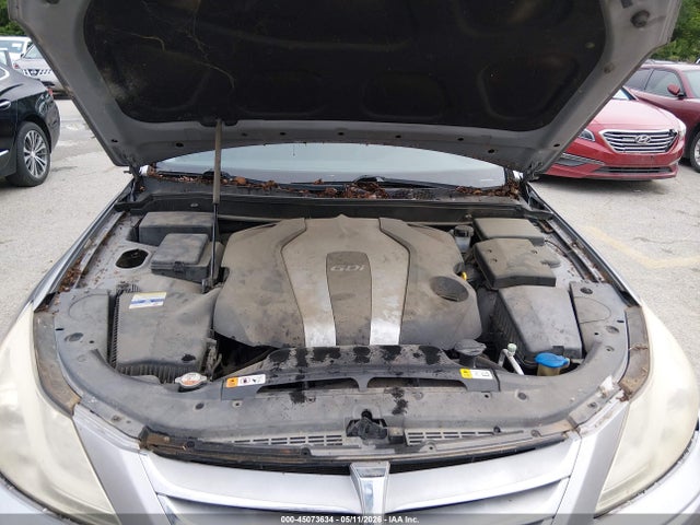 Hyundai Genesis 3.8