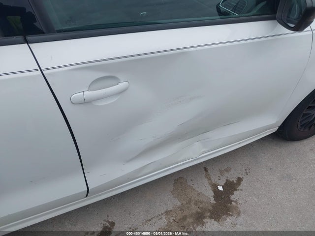 Volkswagen Jetta 2.0l S