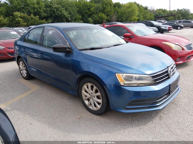 Salvage Volkswagen Jetta Image
