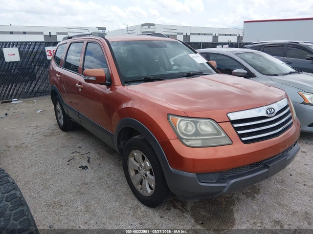 Salvage Kia Borrego Image