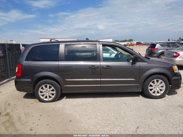 Chrysler Town & Country Touring
