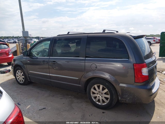 Chrysler Town & Country Touring